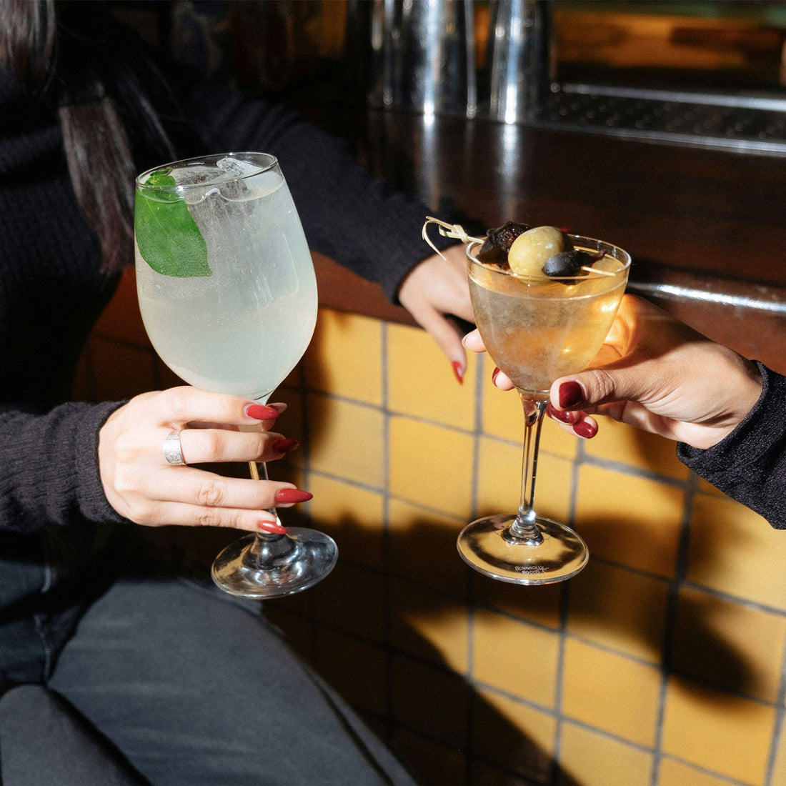 From Day Drinks to Night Routines: Elevating Your Social Life with Twyst